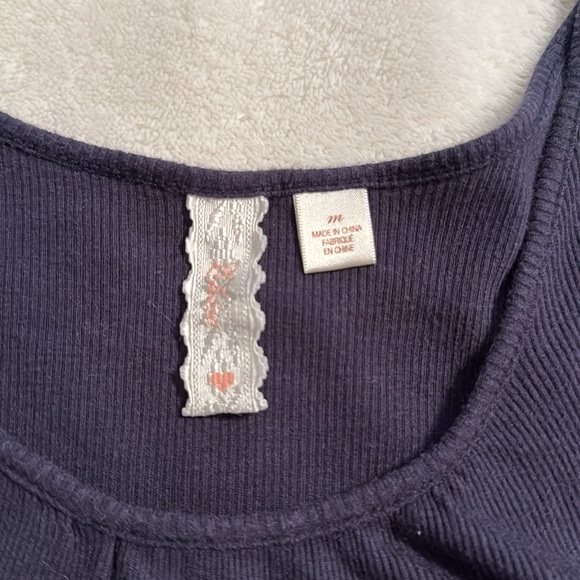 Dress - Picture 3 of 6